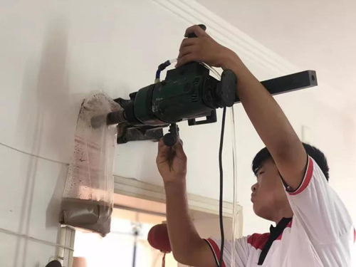 分期付款、簡(jiǎn)化手續(xù)、交叉施工…… 老舊小區(qū)供熱改造搭上“順風(fēng)車(chē)”